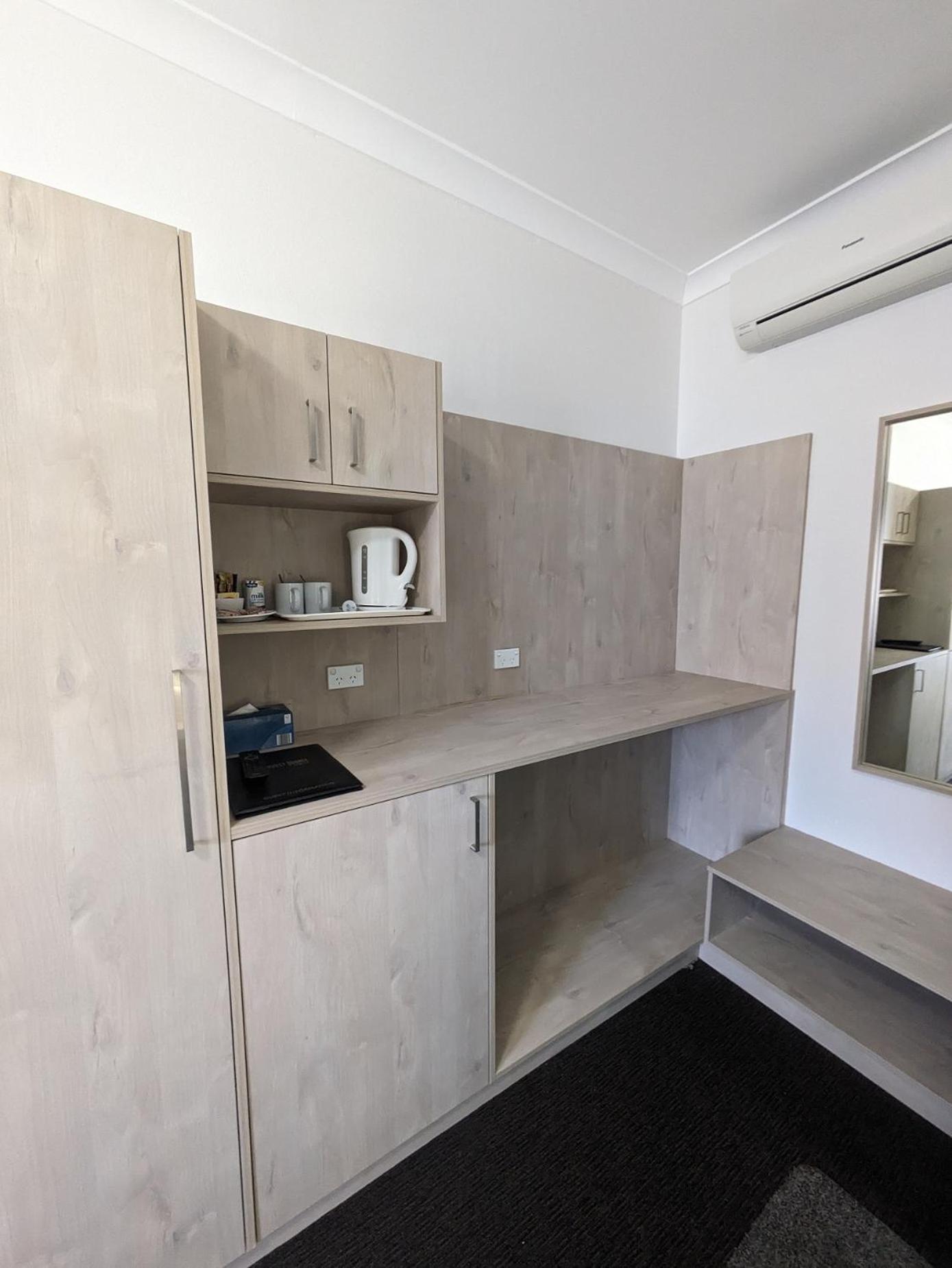 Country Lodge Motor Inn Bathurst Ngoại thất bức ảnh