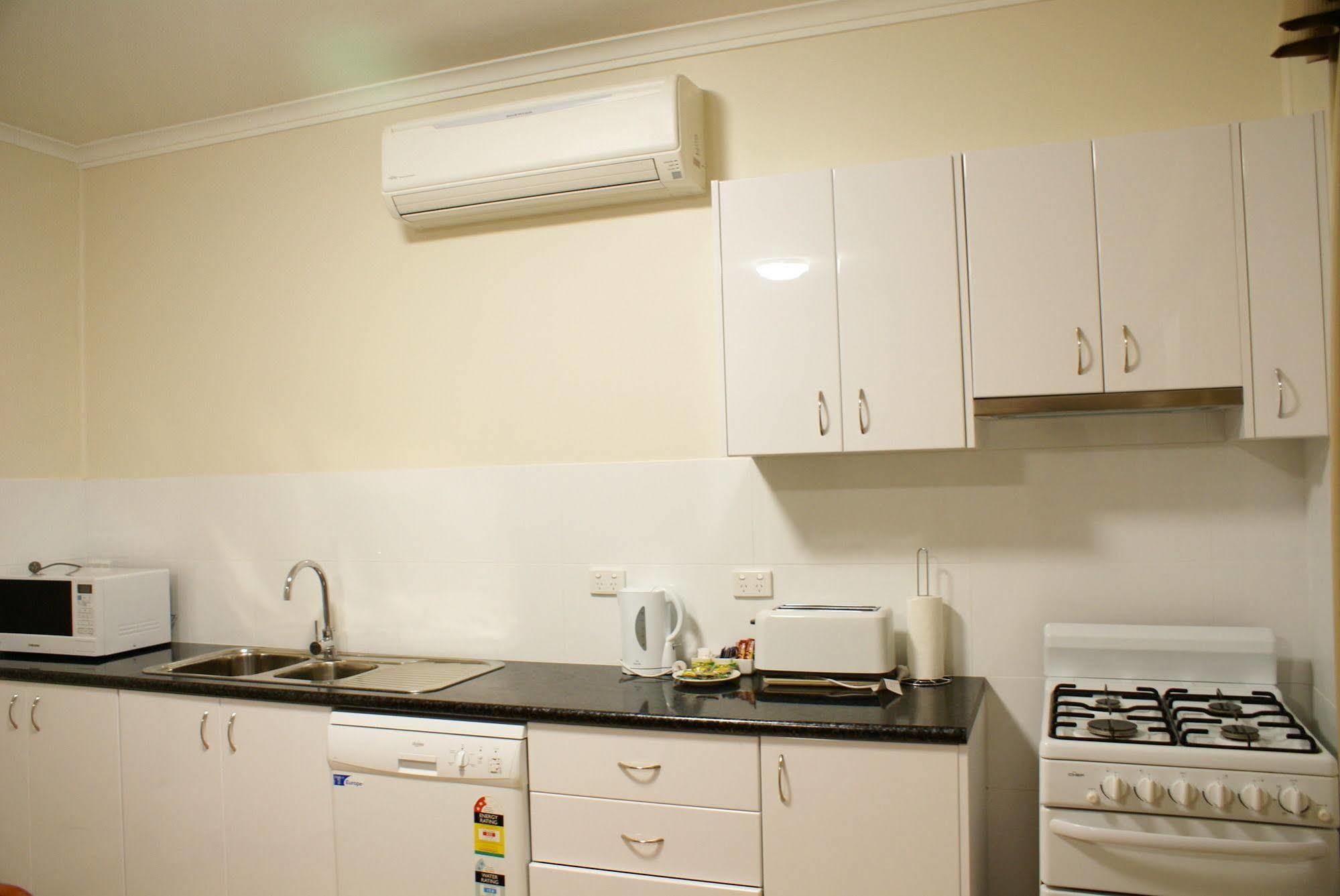 Country Lodge Motor Inn Bathurst Ngoại thất bức ảnh